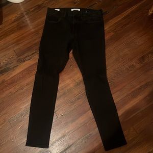 Pacsun black skinny jeans ripped knees. 32x32